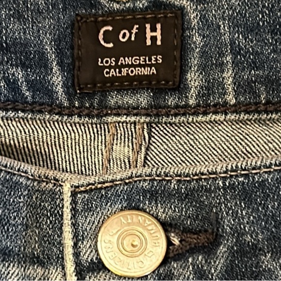 CITIZENS OF HUMANITY Agnes Crop Mid
Rise Slim Straight dark wash Jeans, size 26 - Picture 4 of 12